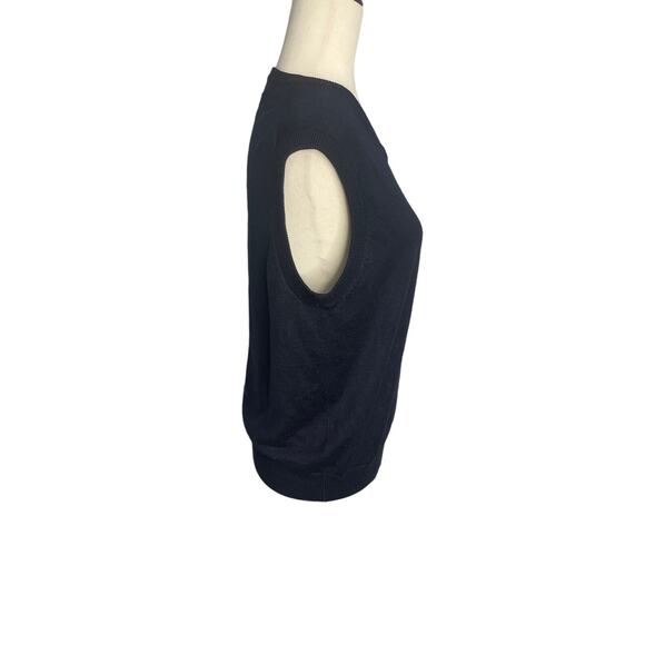 Andrew Rohan black sweater logo vest "dfcu financial" women's size medium - Picture 3 of 5